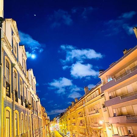 Sri-Indo Guest House Lisbon Bagian luar foto