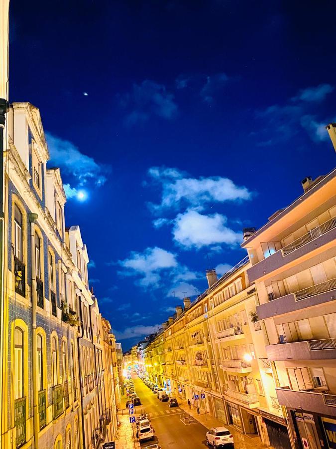 Sri-Indo Guest House Lisbon Bagian luar foto