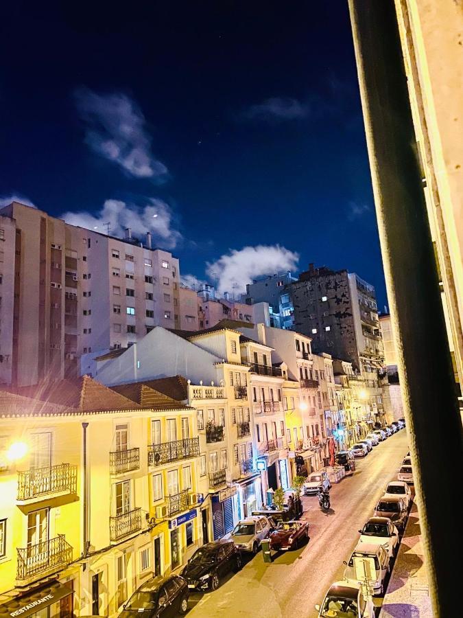 Sri-Indo Guest House Lisbon Bagian luar foto