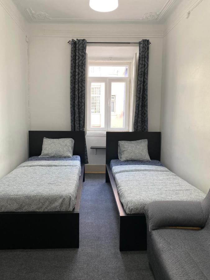Sri-Indo Guest House Lisbon Bagian luar foto
