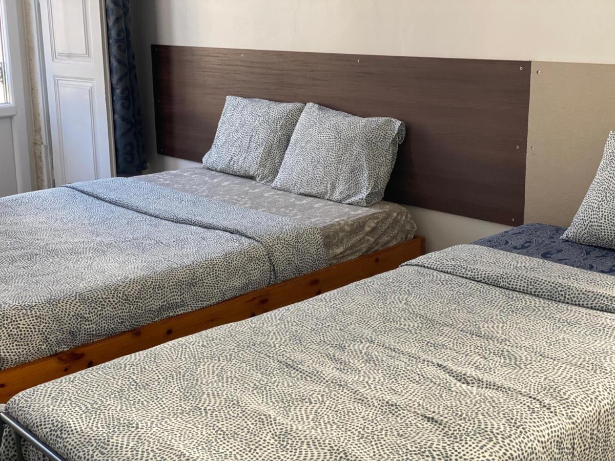 Sri-Indo Guest House Lisbon Bagian luar foto
