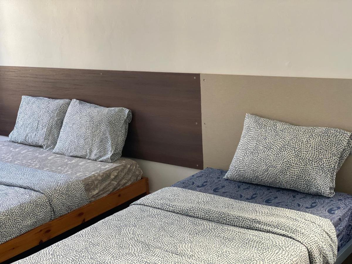 Sri-Indo Guest House Lisbon Bagian luar foto