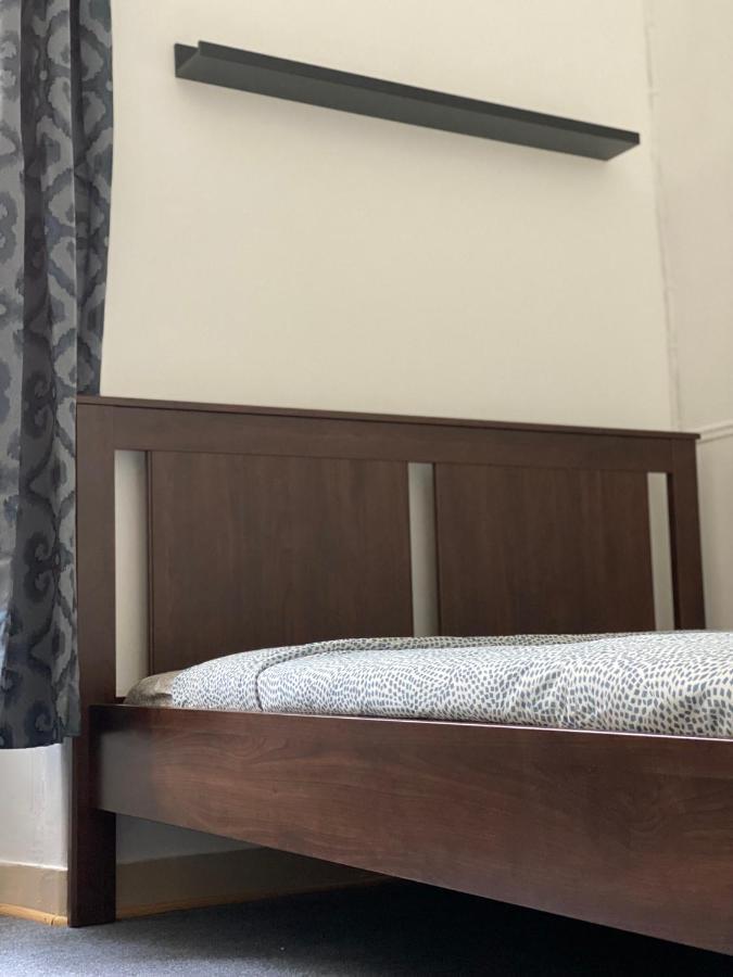 Sri-Indo Guest House Lisbon Bagian luar foto